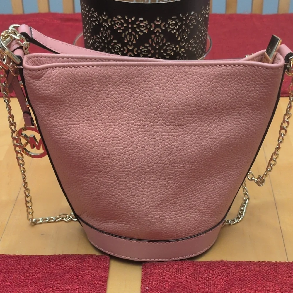 Michael Kors Townsend Blush Convertible Bucket/ Crossbody Bag with Gold Accents